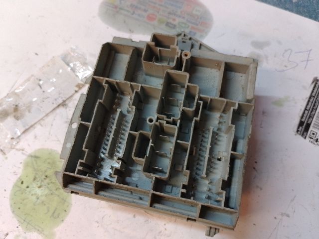 bontott FIAT CROMA Biztosítéktábla Motortér