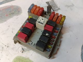 bontott FIAT CROMA Biztosítéktábla Motortér