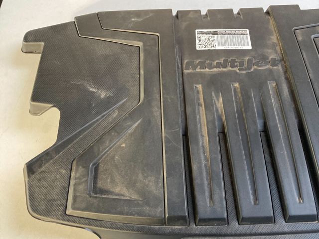 bontott FIAT CROMA Felső Motorburkolat