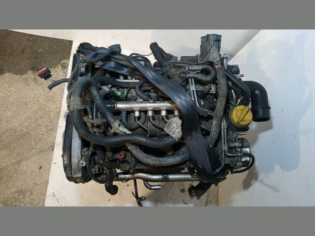 bontott FIAT CROMA Komplett Motor (Segédberendezésekkel)