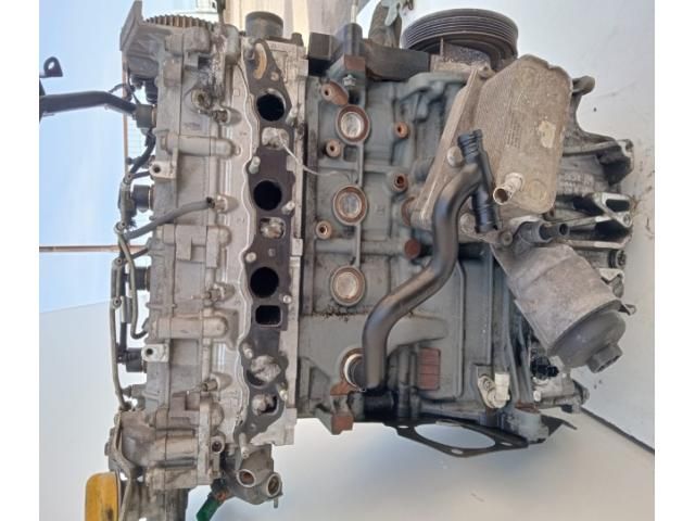 bontott FIAT CROMA Motor (Fűzött blokk hengerfejjel)