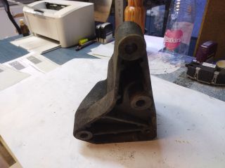 bontott FIAT CROMA Váltó Tartó Bak (Pozíciófüggetlen)