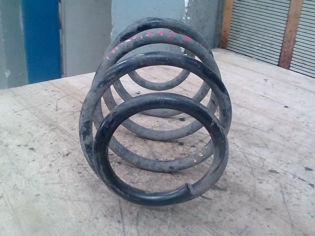 bontott FIAT CROMA Első Rugó