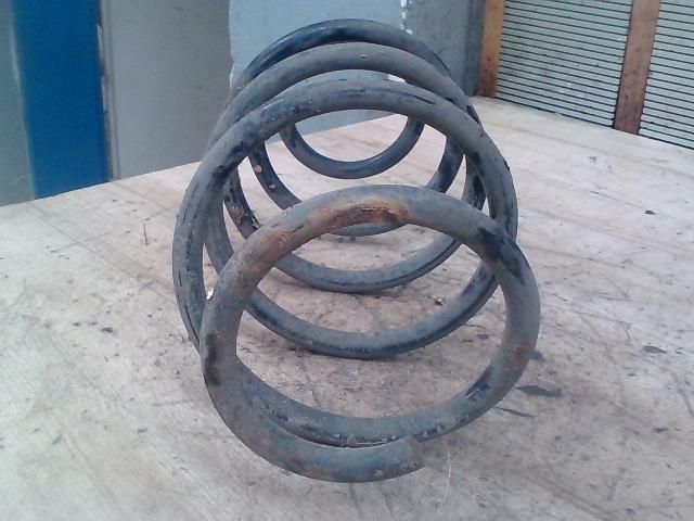 bontott FIAT CROMA Első Rugó