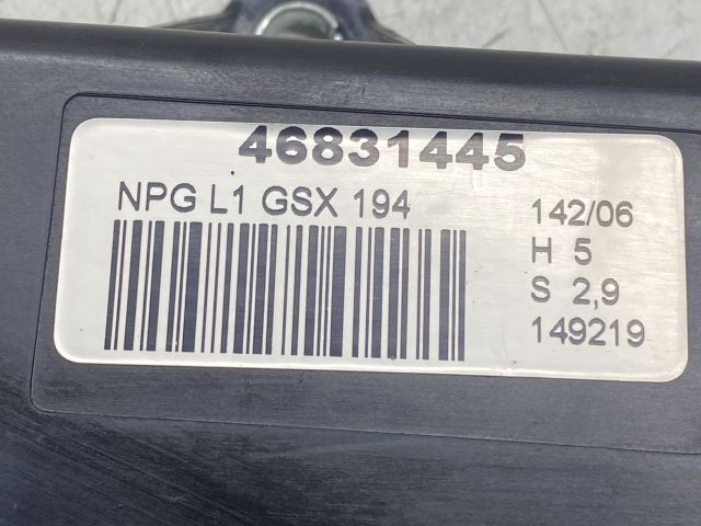 bontott FIAT CROMA Bal első Ajtó Vezérlőegység