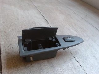 bontott FIAT CROMA Bal hátsó Ablakemelő Kapcsoló