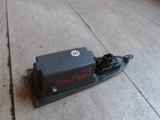 bontott FIAT CROMA Bal hátsó Ablakemelő Kapcsoló