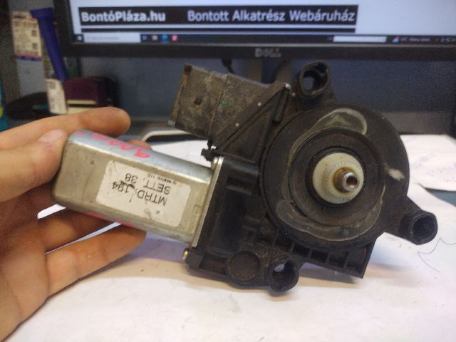 bontott FIAT CROMA Bal hátsó Ablakemelő Motor