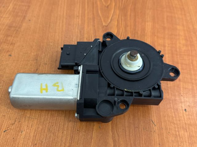 bontott FIAT CROMA Bal hátsó Ablakemelő Motor