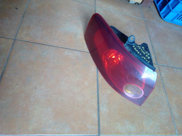 bontott FIAT CROMA Bal Külső Hátsó Lámpa