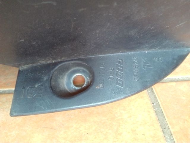 bontott FIAT CROMA Bal Külső Hátsó Lámpa