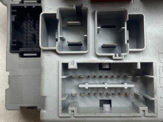 bontott FIAT CROMA Biztosítéktábla Doboz