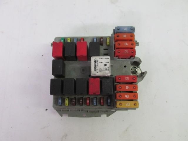 bontott FIAT CROMA Biztosítéktábla Motortér