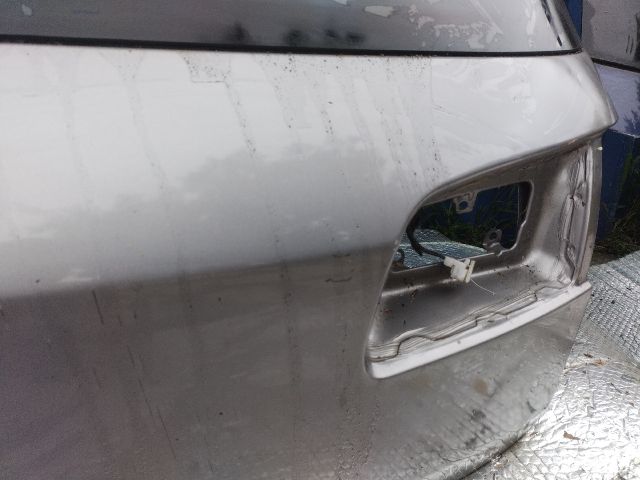 bontott FIAT CROMA Csomagtérajtó (Üres lemez)