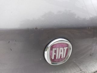 bontott FIAT CROMA Csomagtérajtó (Üres lemez)