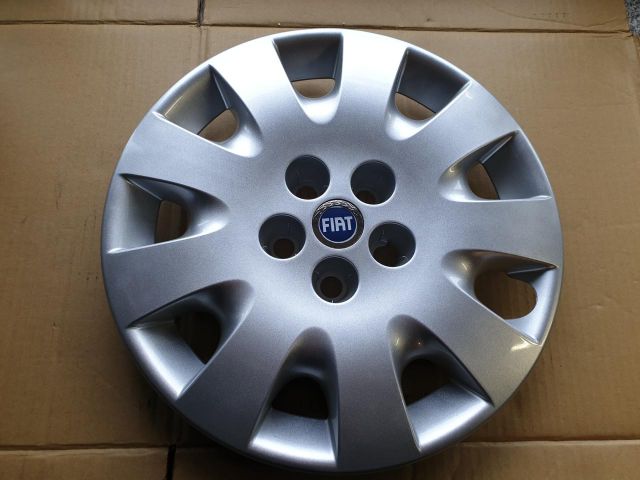 bontott FIAT CROMA Dísztárcsa (1 db)