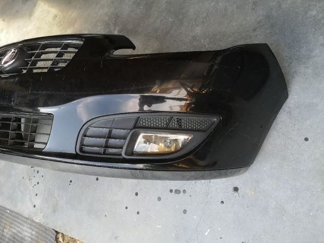 bontott FIAT CROMA Első Lökhárító (Részeivel)