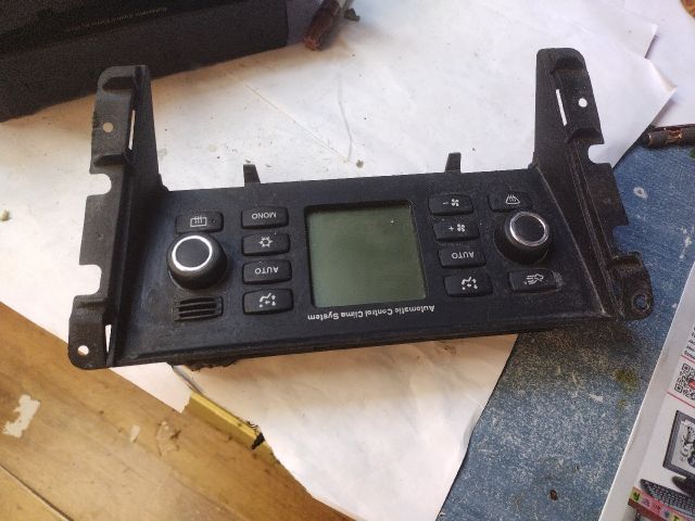 bontott FIAT CROMA Fűtéskapcsoló (digit klímás)