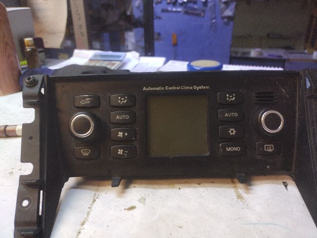 bontott FIAT CROMA Fűtéskapcsoló (digit klímás)