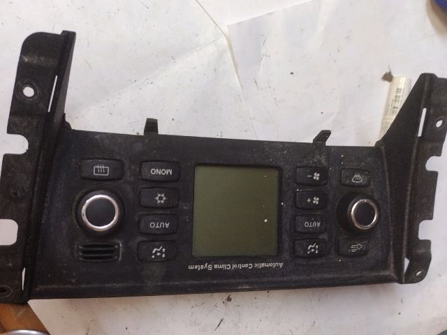 bontott FIAT CROMA Fűtéskapcsoló (digit klímás)