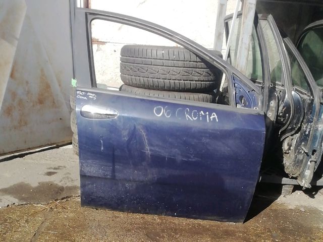 bontott FIAT CROMA Jobb első Ajtó (Üres lemez)