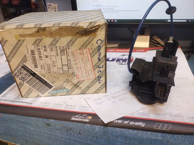 bontott FIAT CROMA Jobb első Ajtózár