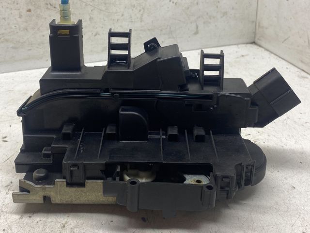 bontott FIAT CROMA Jobb első Ajtózár