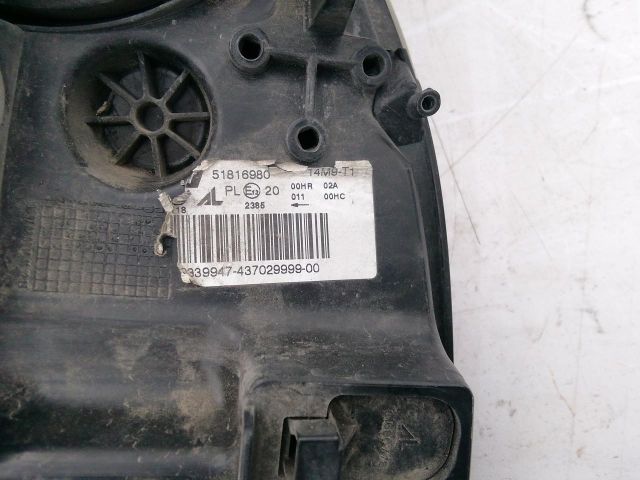 bontott FIAT CROMA Jobb Fényszóró