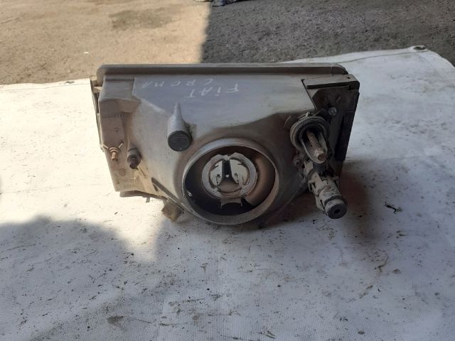 bontott FIAT CROMA Jobb Fényszóró