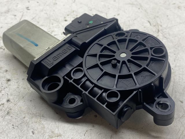 bontott FIAT CROMA Jobb hátsó Ablakemelő Motor