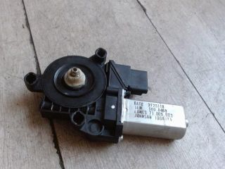 bontott FIAT CROMA Jobb hátsó Ablakemelő Motor