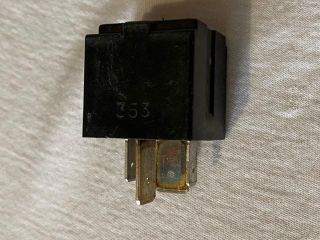 bontott FIAT CROMA Relé