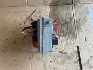 bontott FIAT DOBLO Biztosítéktábla Motortér