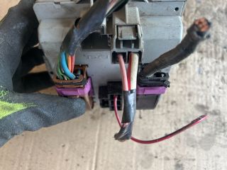 bontott FIAT DOBLO Biztosítéktábla Motortér