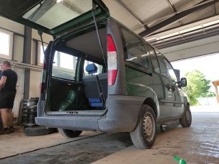 bontott FIAT DOBLO Jobb hátsó Rugó