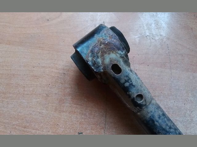 bontott FIAT DOBLO Bal első Alsó Hátsó Lengőkar