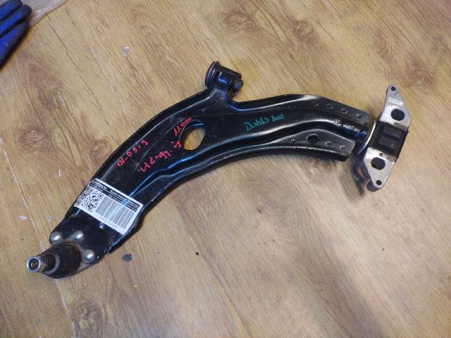 bontott FIAT DOBLO Bal első Lengőkar