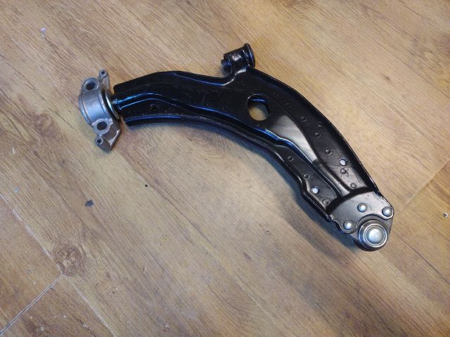 bontott FIAT DOBLO Bal első Lengőkar