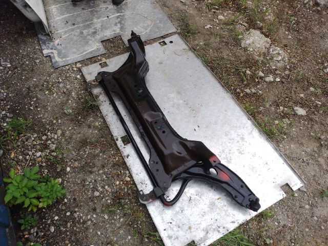 bontott FIAT DOBLO Első Bölcső