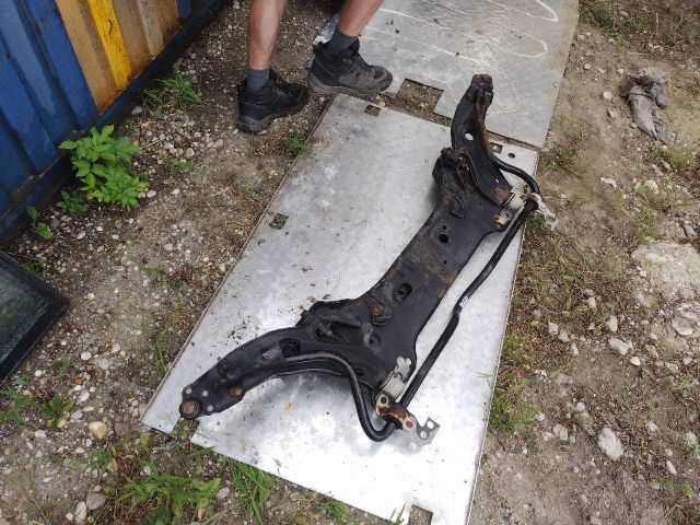 bontott FIAT DOBLO Első Bölcső