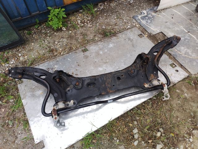 bontott FIAT DOBLO Első Bölcső