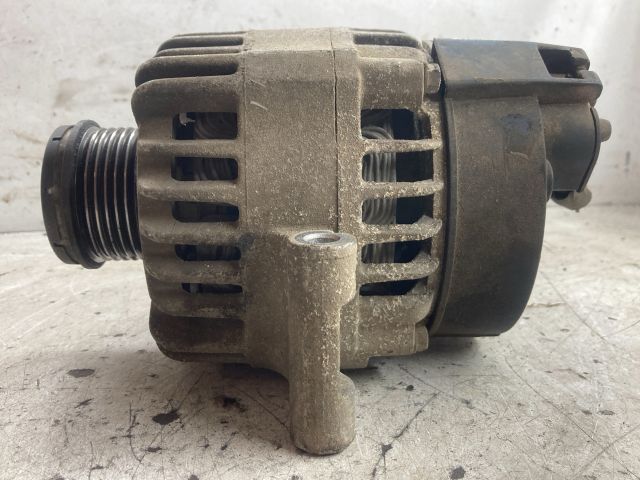 bontott FIAT DOBLO Generátor