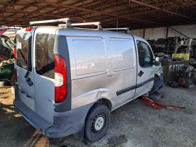 bontott FIAT DOBLO Generátor