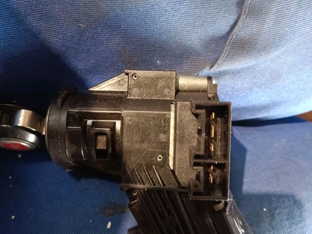 bontott FIAT DOBLO Gyújtáskapcsoló