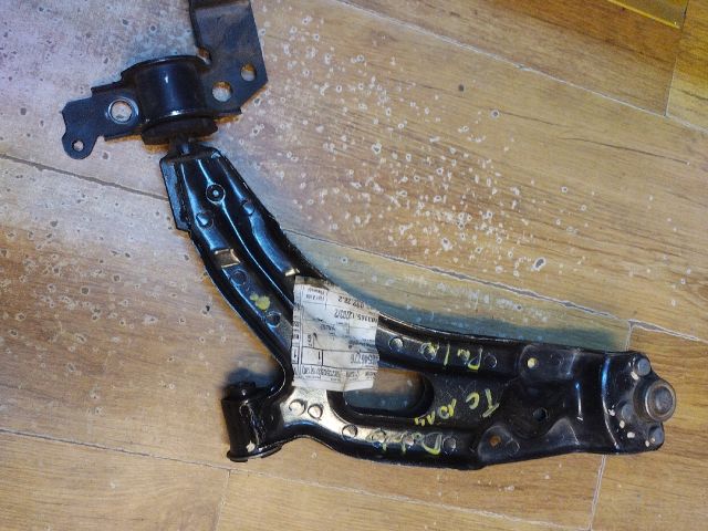 bontott FIAT DOBLO Jobb első Lengőkar