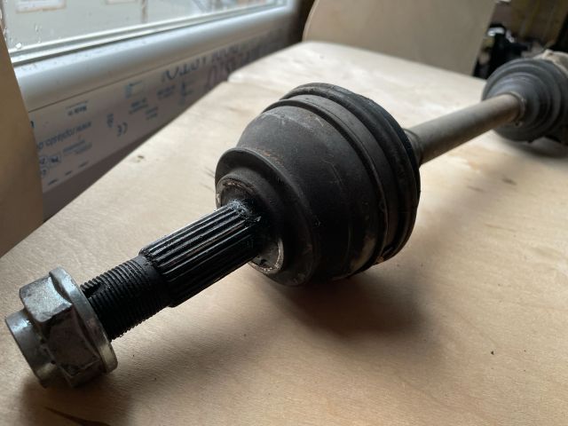 bontott FIAT DOBLO Jobb Féltengely