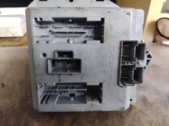 bontott FIAT DOBLO Biztosítéktábla Motortér