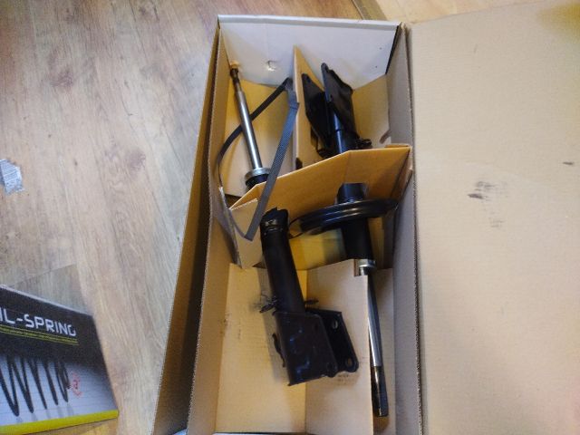 bontott FIAT DOBLO Első Lengéscsillapító Pár