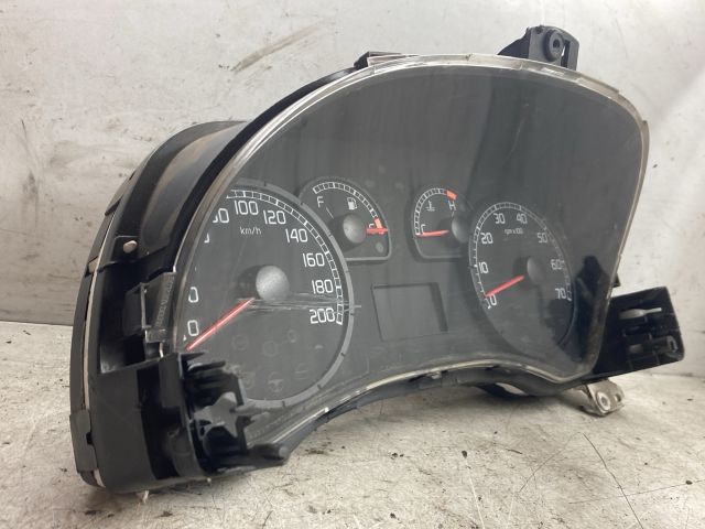 bontott FIAT DOBLO Kilométeróra