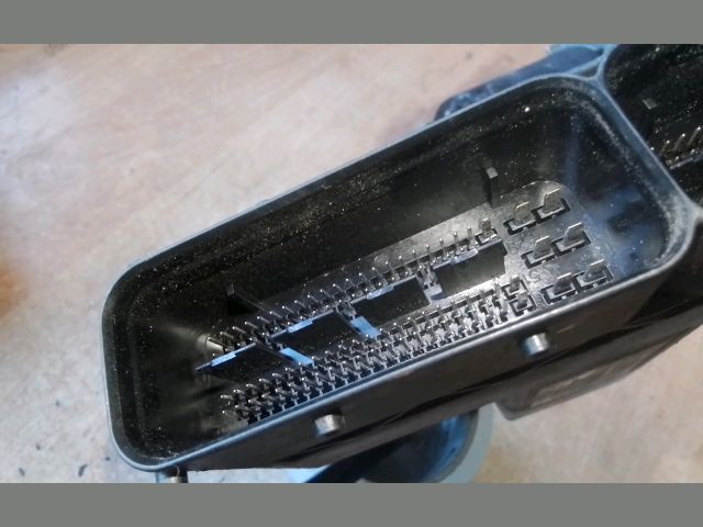 bontott FIAT DOBLO Motorvezérlő